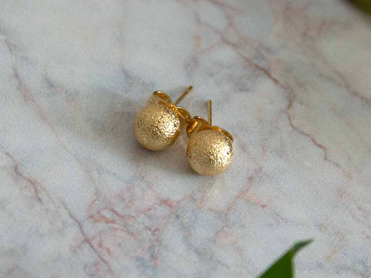 boucles d'oreilles puce dorée
