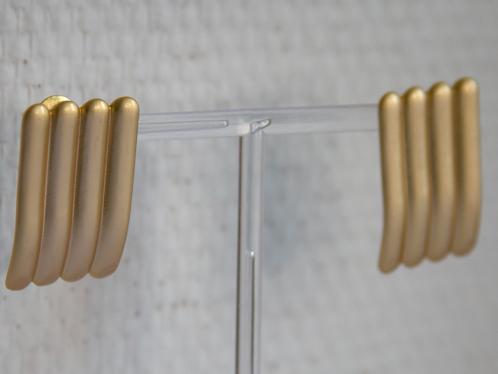 Boucles d'oreilles rectangulaires texturées dorées Palmarin de