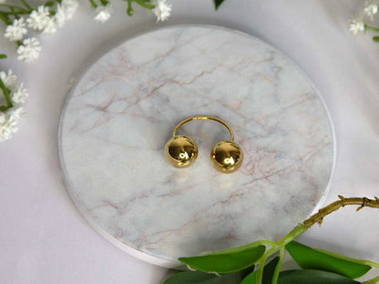 Bague Bubble dorée ouverte avec double boule en acier inoxydable, design minimaliste – Lidiar Collection