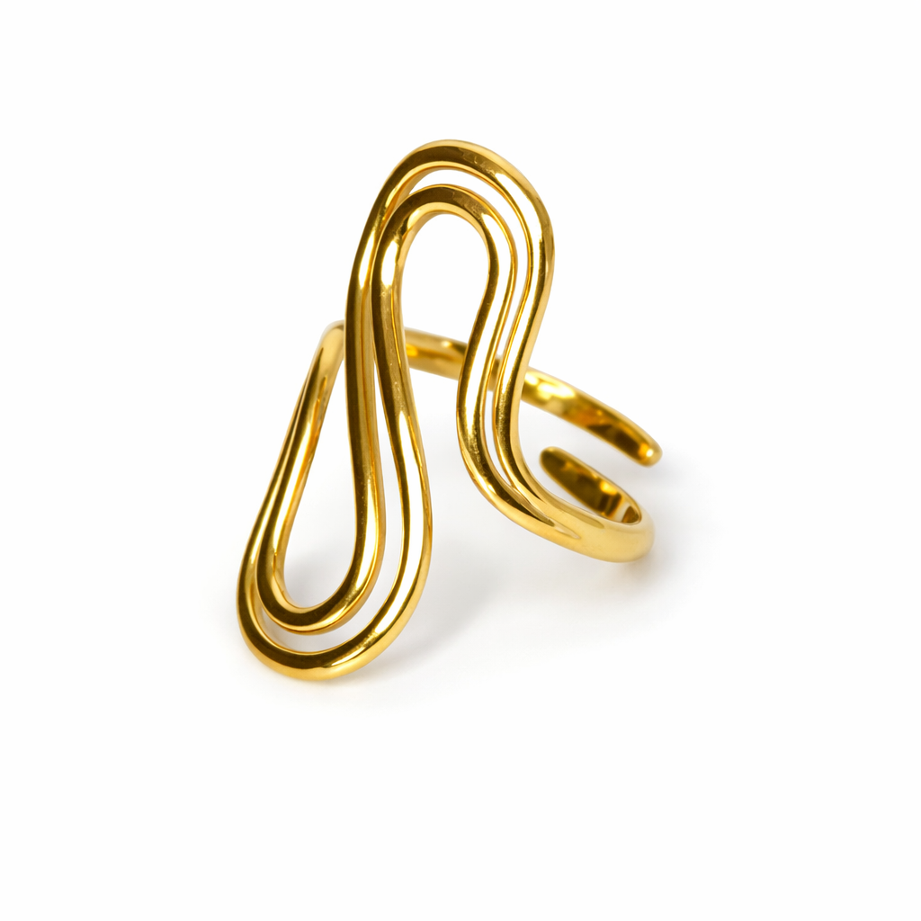 Bague dorée ondulée ajustable en acier inoxydable, design moderne et minimaliste – Lidiar Collection