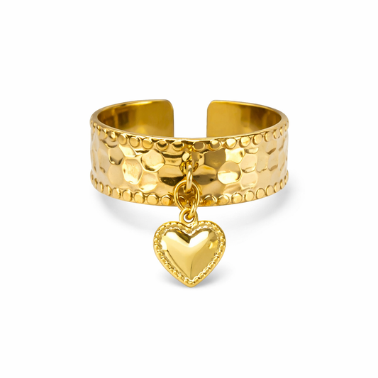 Bague dorée martelée avec pendentif cœur en acier inoxydable ajustable – bijou élégant Lidiar Collection