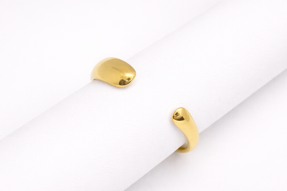 Bracelet jonc ouvert doré en acier inoxydable, design épuré et élégant – Lidiar Collection