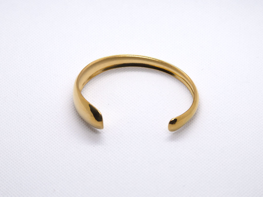 Bracelet jonc ouvert doré en acier inoxydable, design épuré et élégant – Lidiar Collection
