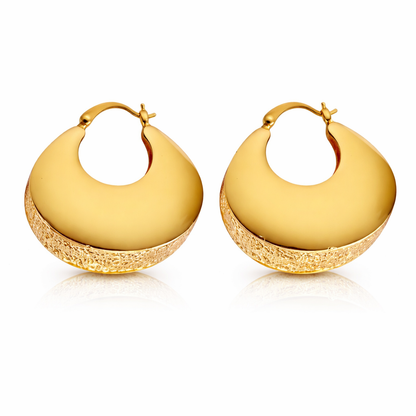 Boucles d’oreilles demi-créoles dorées texturées, design moderne et élégant – Lidiar Collection